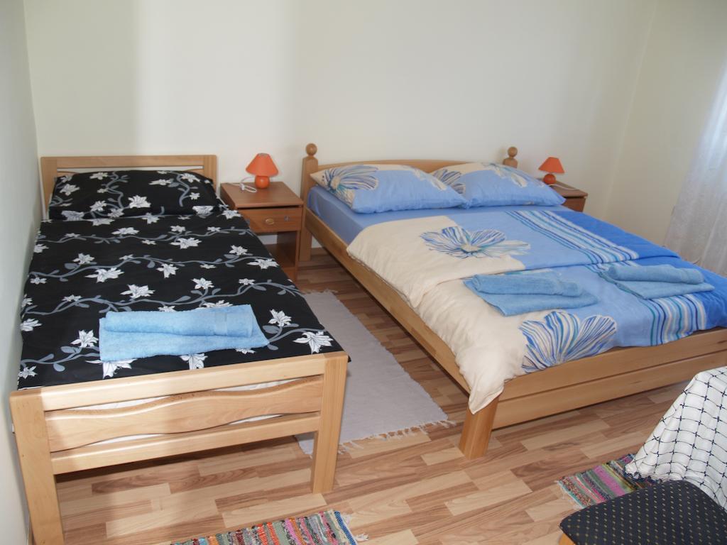 Rooms Zigic Korenica Zimmer foto