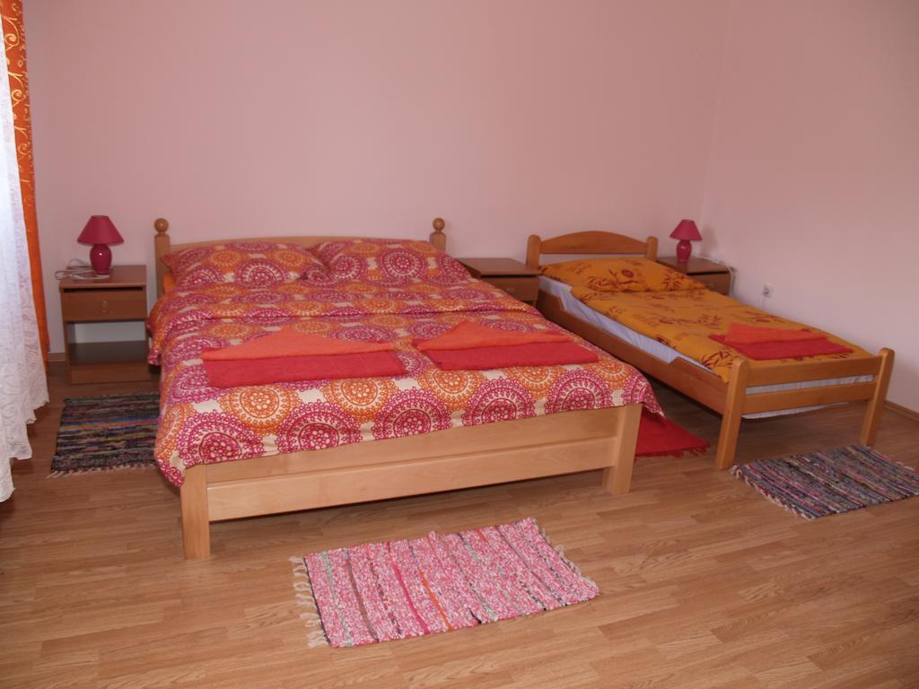 Rooms Zigic Korenica Zimmer foto